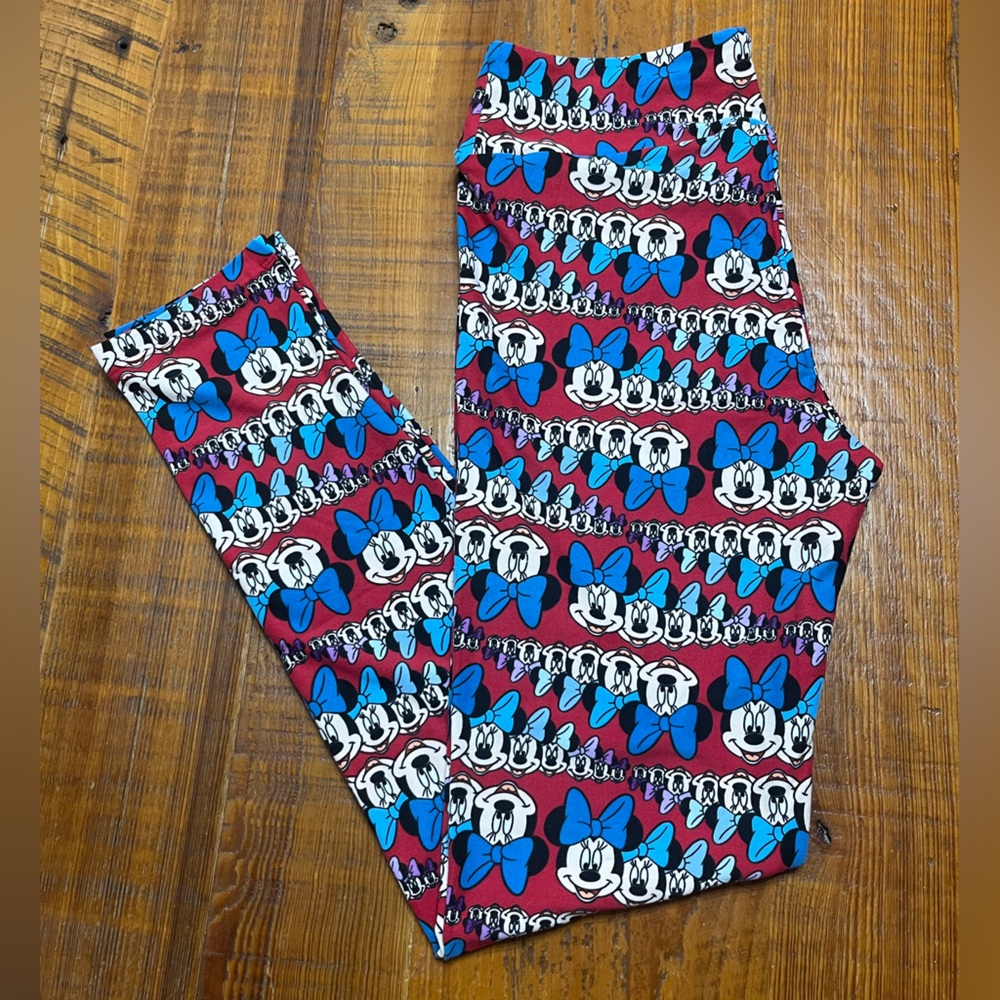 NWOT Disney Minnie Mouse Leggings One Size